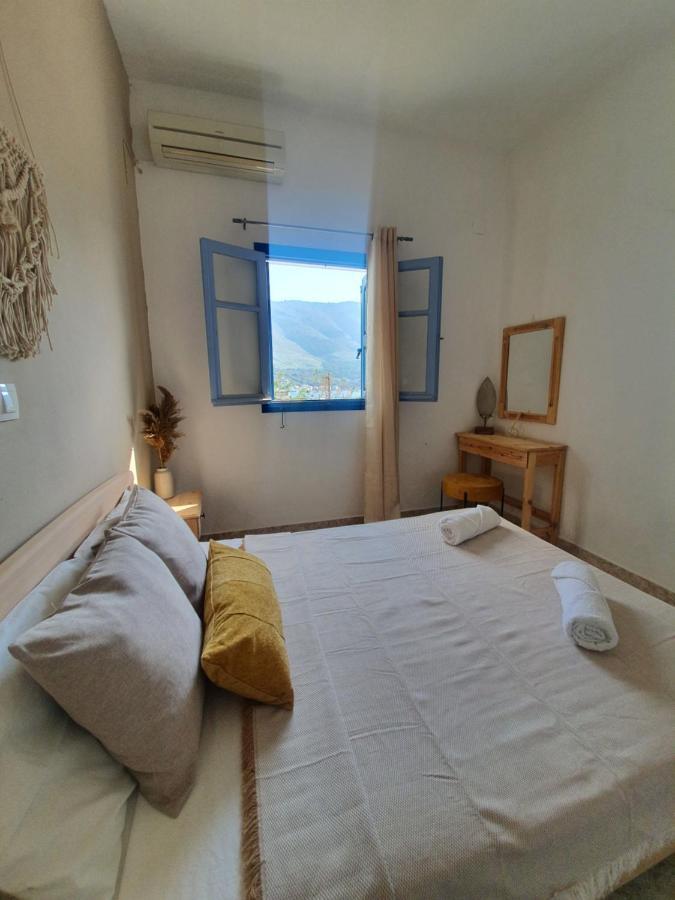 Irene Family Apartment Symi Exteriör bild